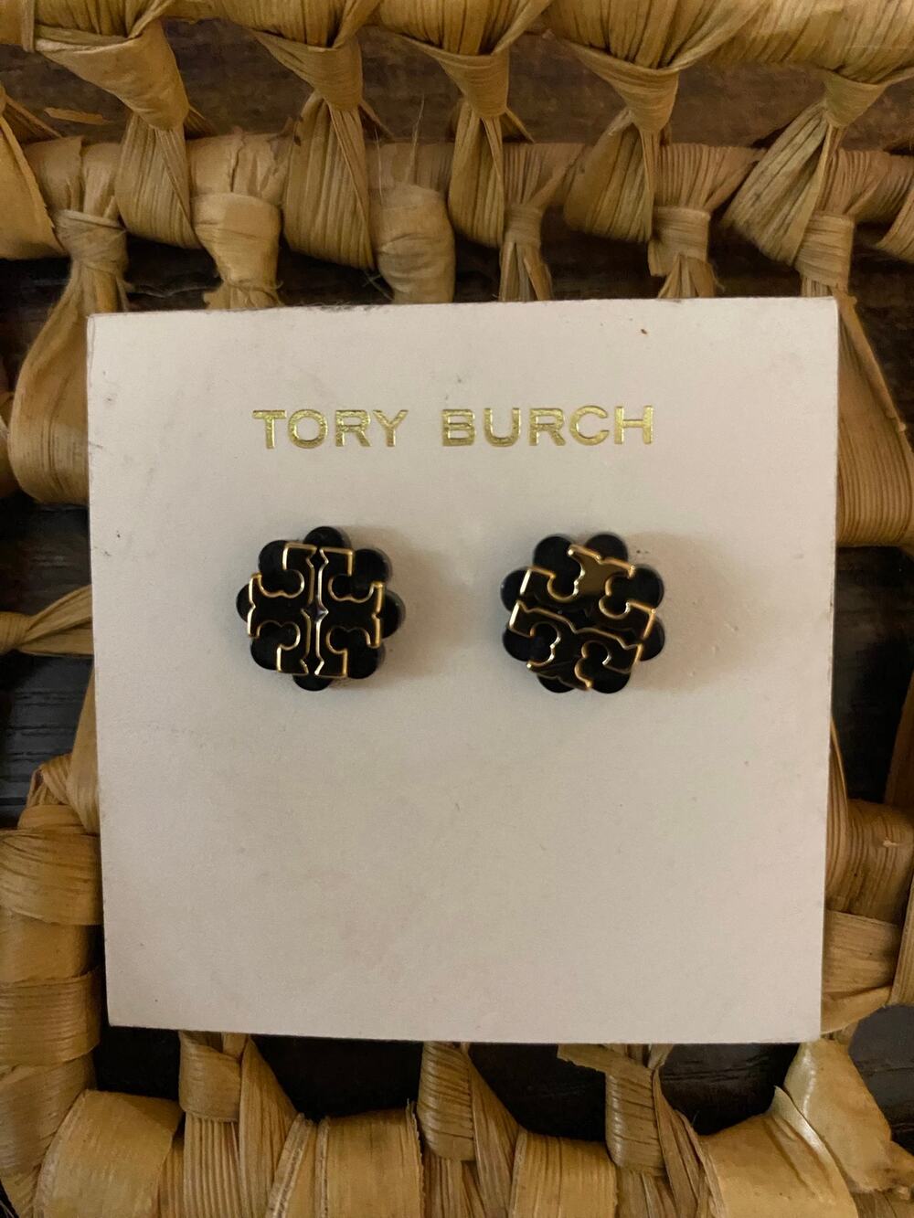 Tory Burch Logo Flower Resin Stud Earrings Black Gold Double T 41145526 NWT